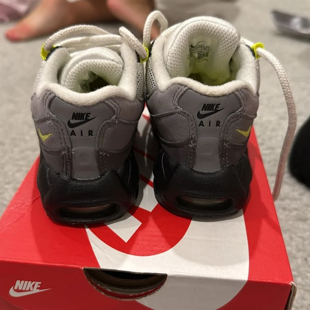 Nike Kids Gray Black White Neon Yellow Air-Cushioned Sneakers